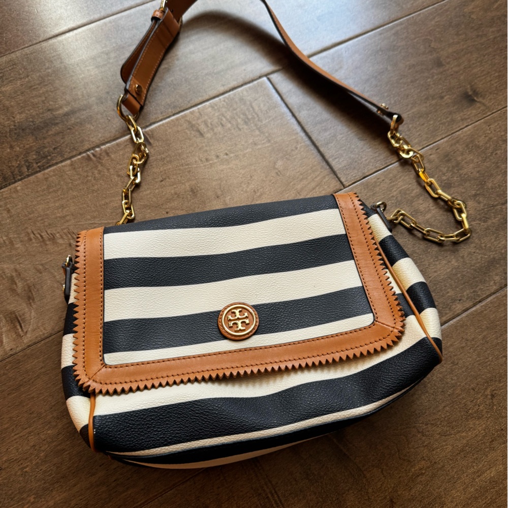 Striped Navy and White Crossbody Bag
